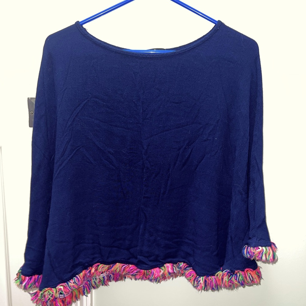 Gee Gee poncho top